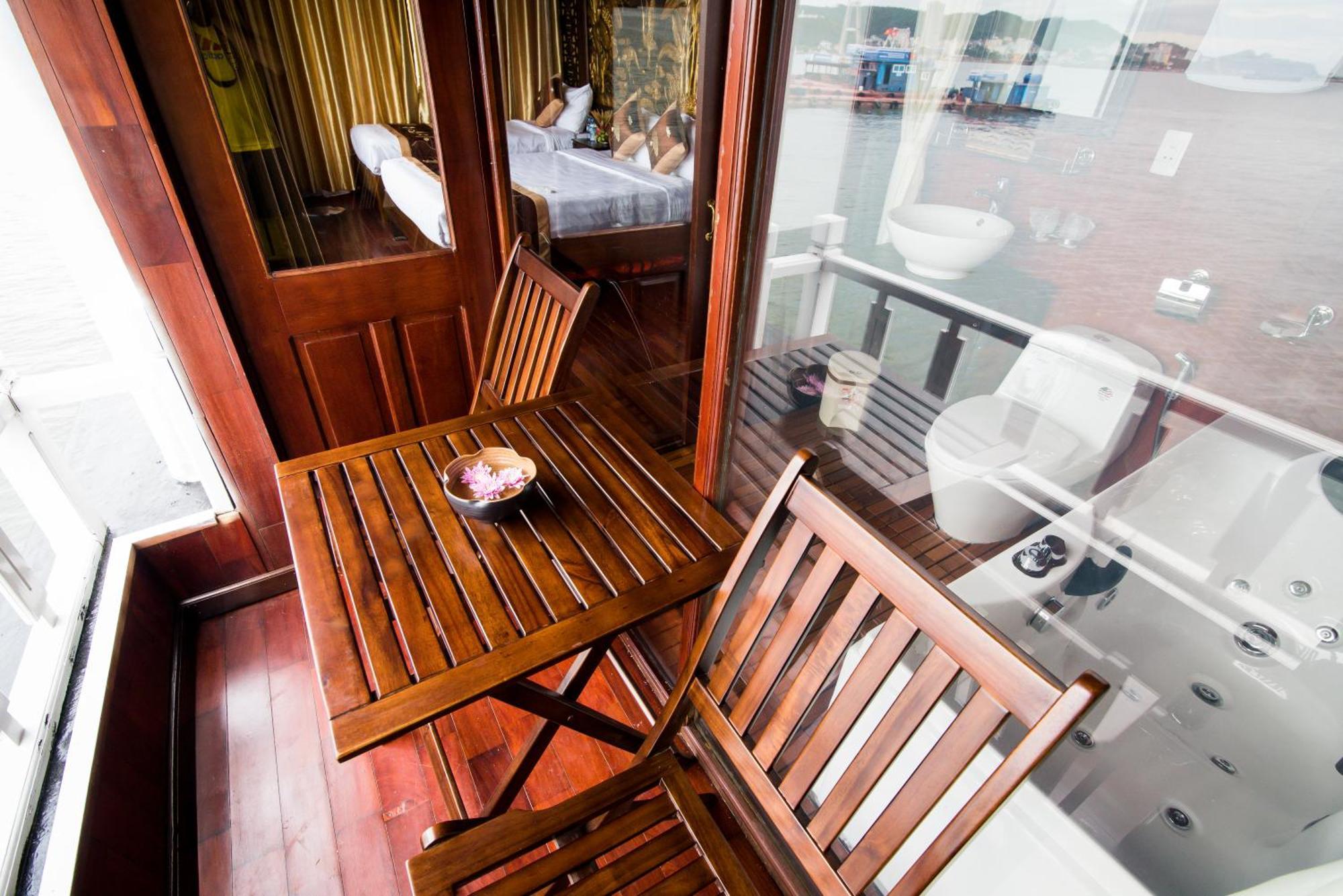Renea Cruises Halong Ha Long Exterior foto