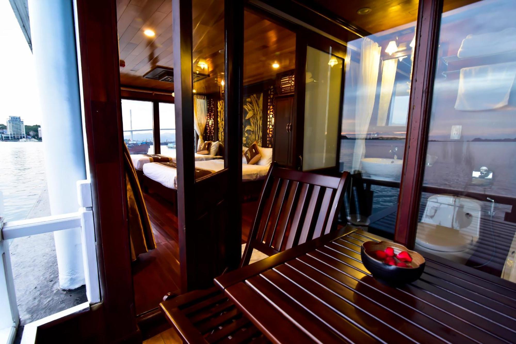 Renea Cruises Halong Ha Long Exterior foto