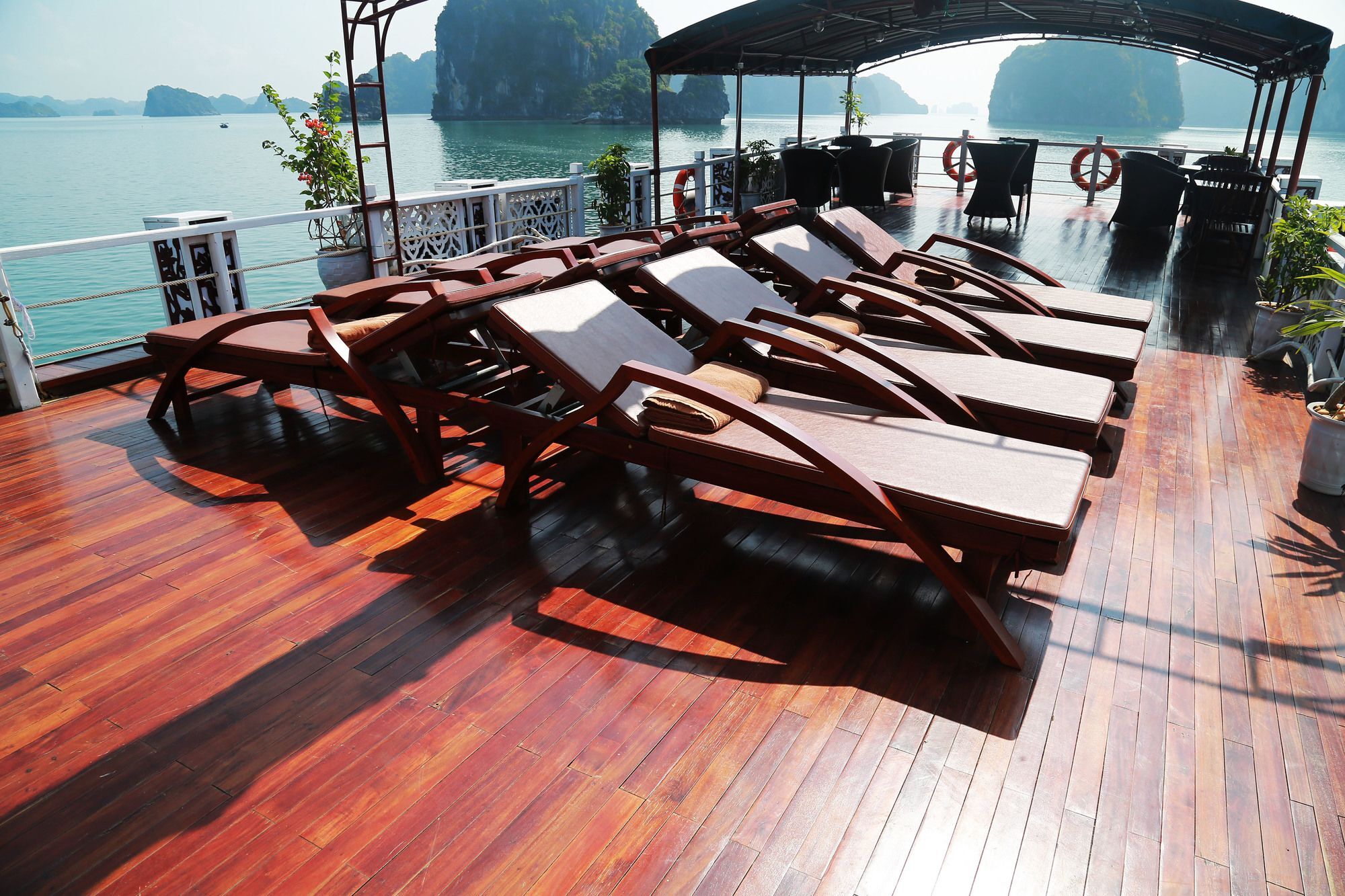 Renea Cruises Halong Ha Long Exterior foto