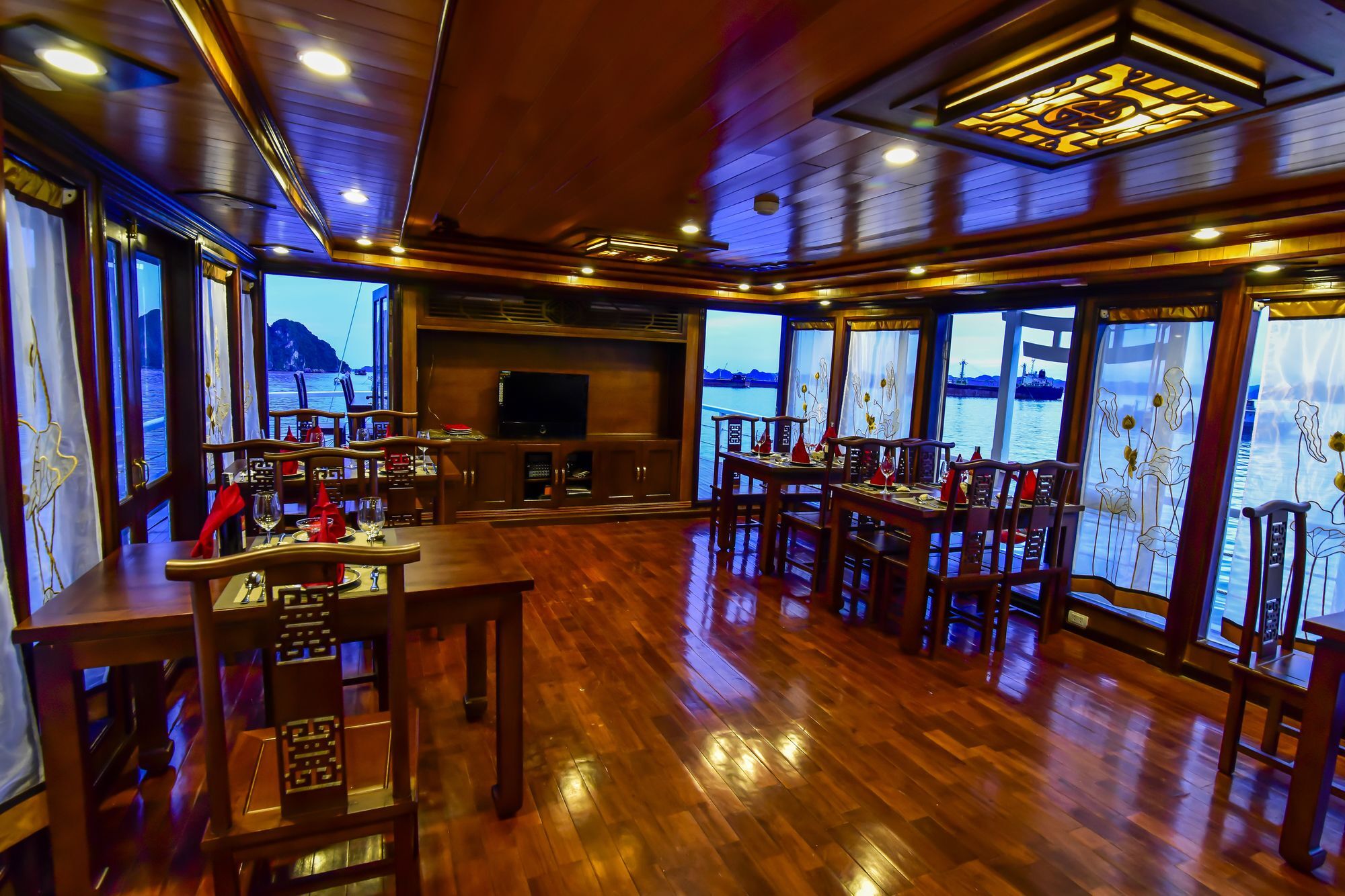 Renea Cruises Halong Ha Long Exterior foto